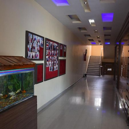 Hotel Saraswati Inn Aurangabad  Ngoại thất bức ảnh